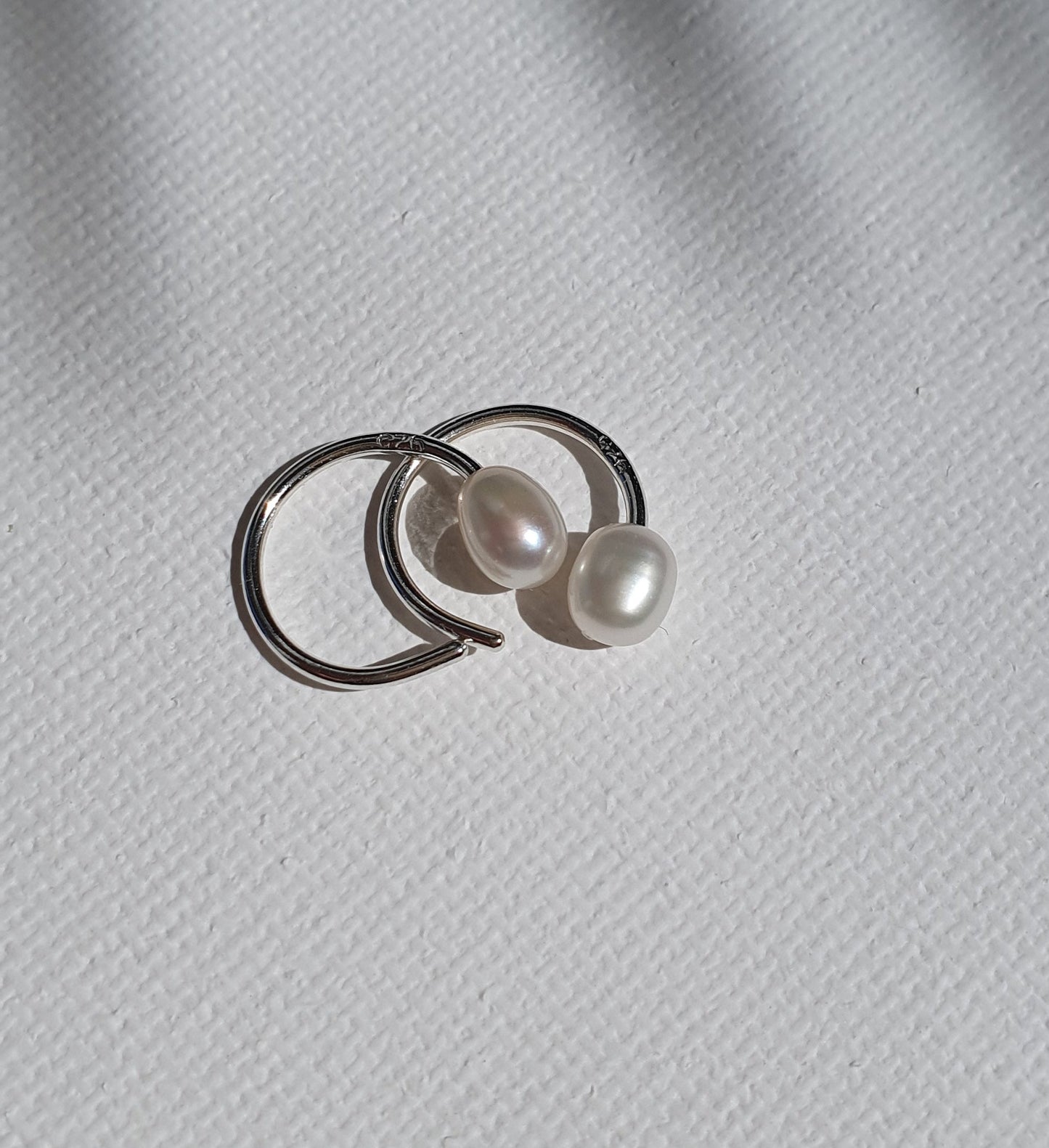 Ohrringe hug earrings